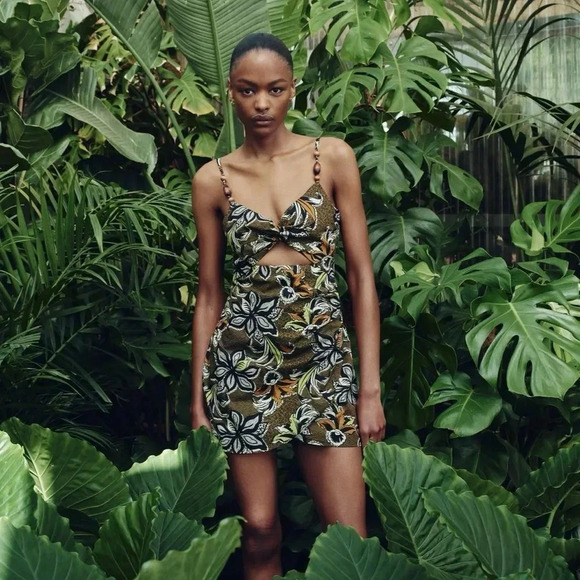 ZARA CUT OUT PRINT MINI DRESS - Picture 2 of 7